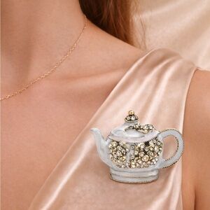 Vintage White Teapot Crystal Brooch